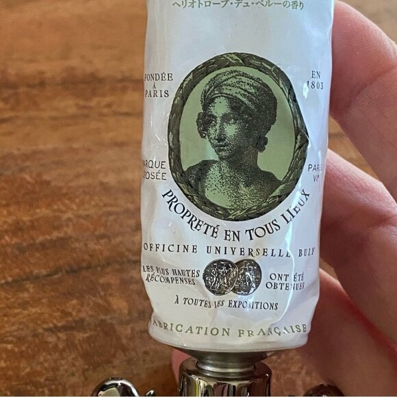 Parisian Hotel de Crillon Fancy Shampoo 1.69fl oz NEW - Sealed - Picture 6 of 11